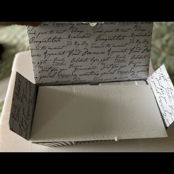 NWT - New in box - Danbury Falls Water Globe “OMG” from Things Remembered. - Picture 2 of 4